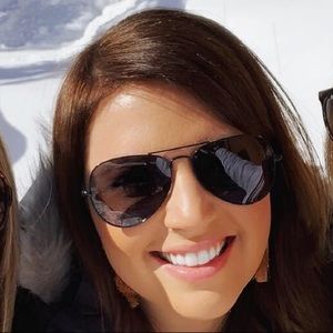 Meet your Posher, Brooke